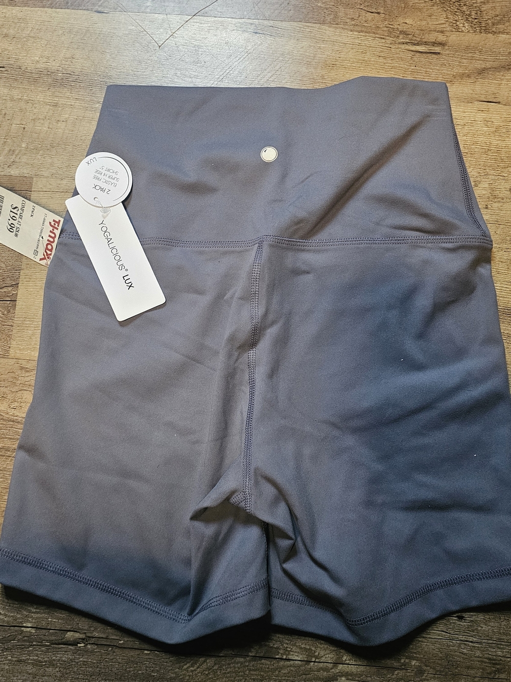 Yogalicious High-Waist Bike Shorts in Grey - Picture 2 of 3